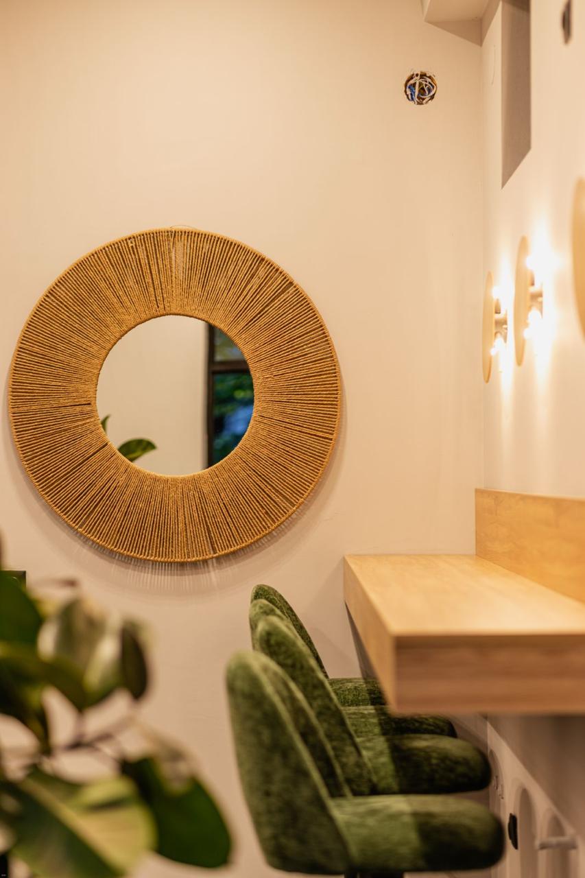 Counter seating at Poke Bar Vake