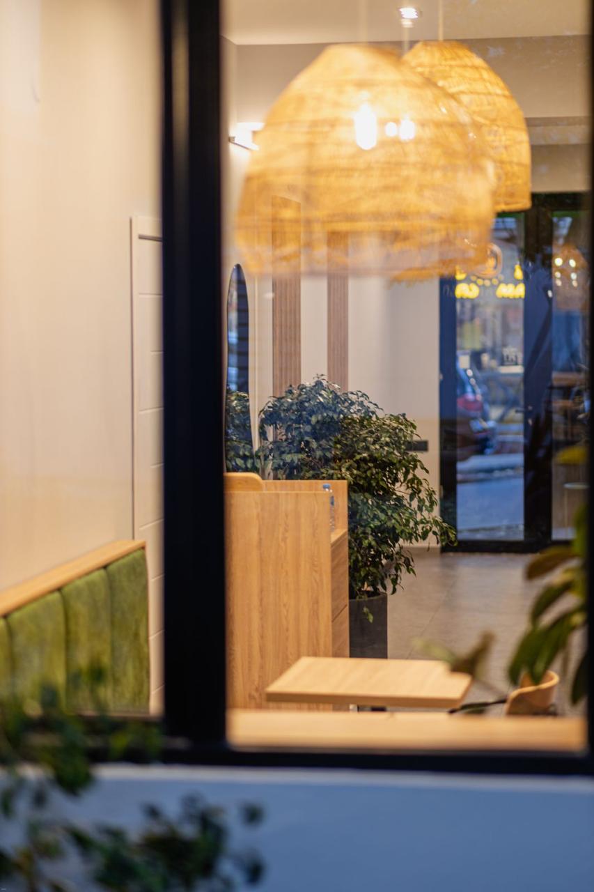 Poke Bar Vake seen from the street